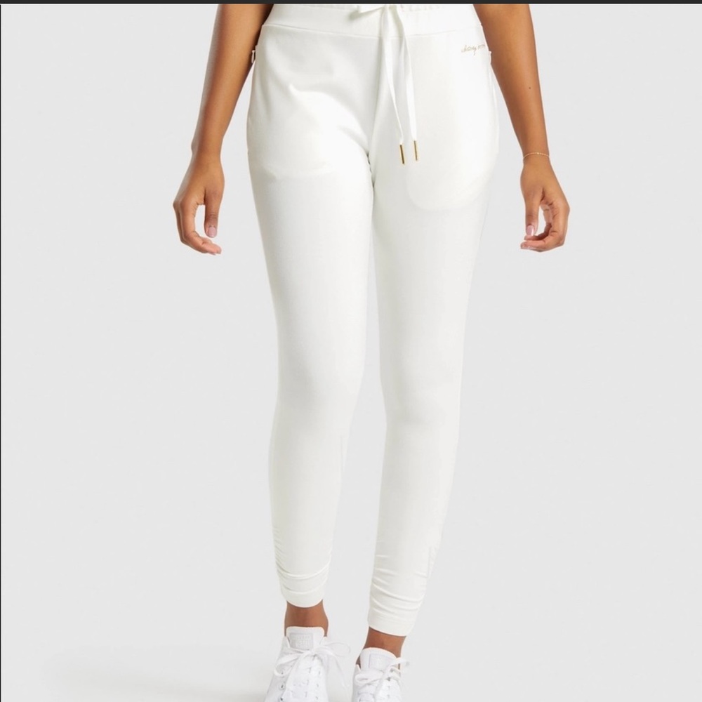 Whitney Simmons x Gymshark v2 Joggers - Unbleached